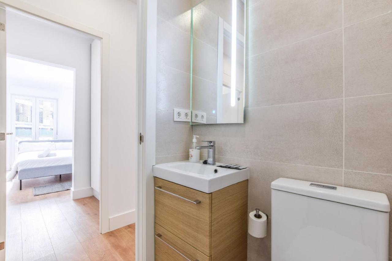 Apartamentos Reformados En Metro Pacifico Alquiler Temporal Madrid Esterno foto