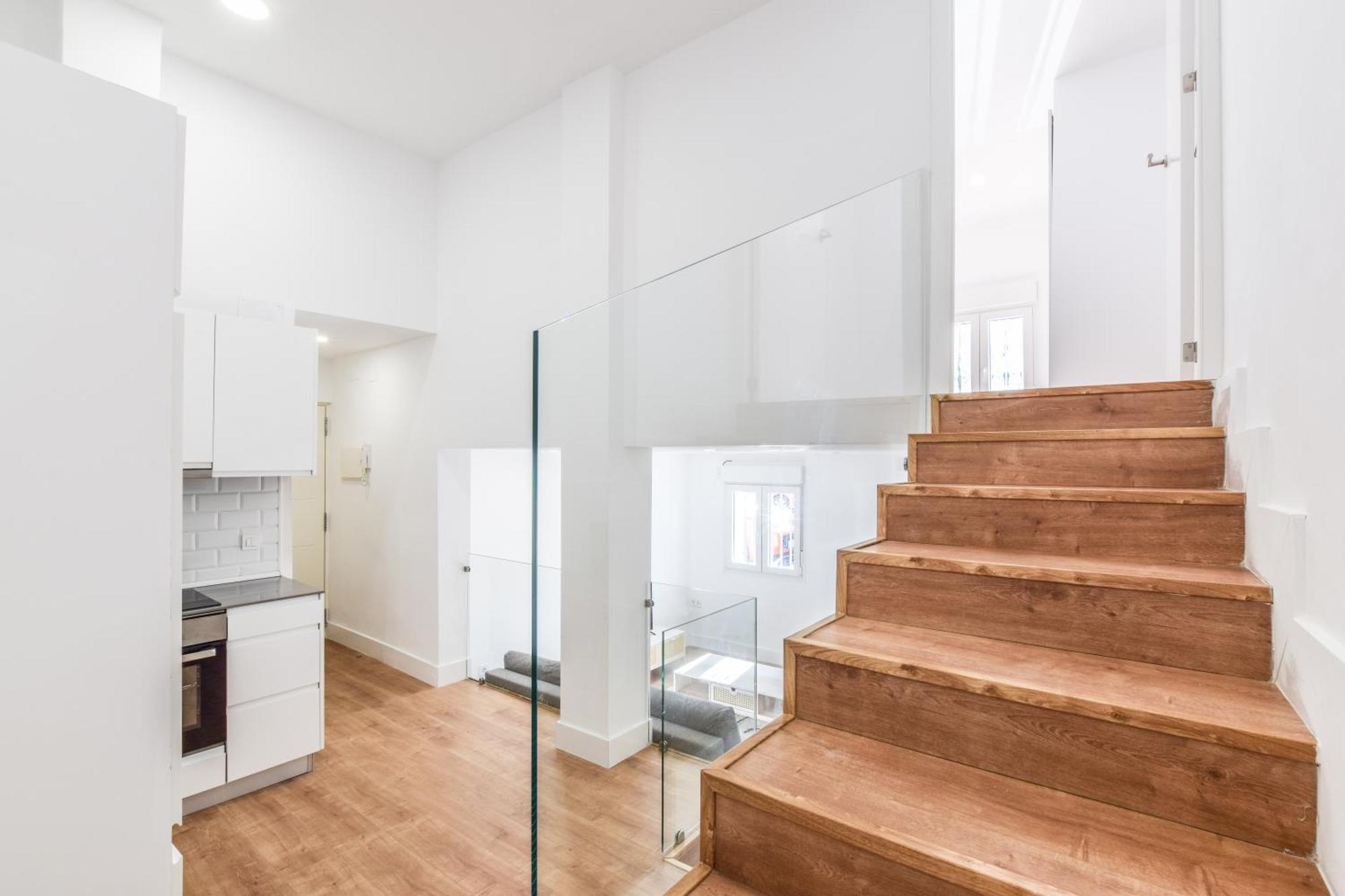 Apartamentos Reformados En Metro Pacifico Alquiler Temporal Madrid Esterno foto
